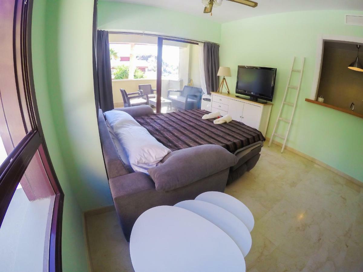 Burriana Beach Apartment Nerja Ngoại thất bức ảnh
